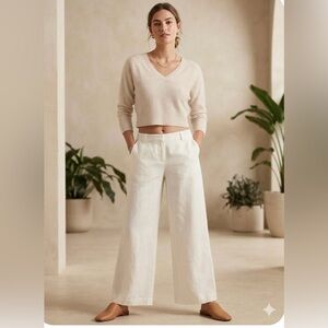 360 Cashmere Cropped Cashmere Swester Size XS